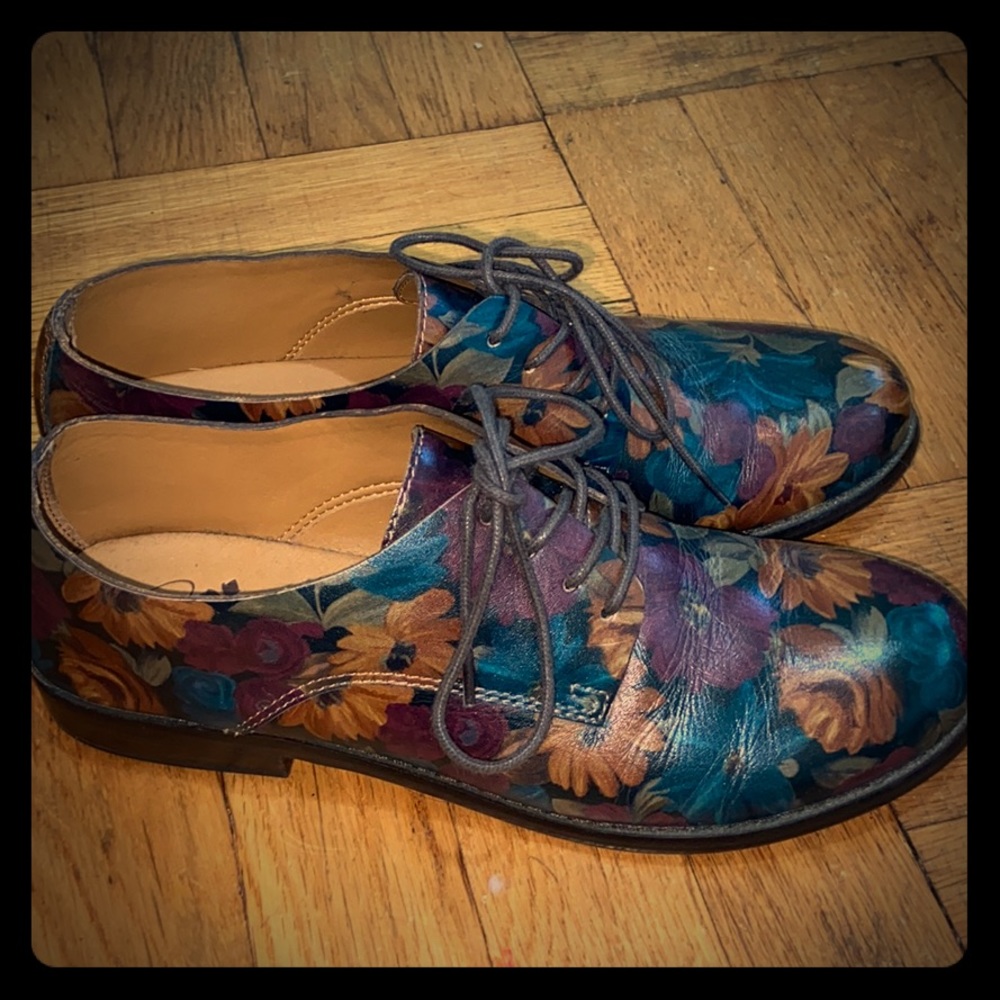 Patricia Nash womens Silvio leather oxford